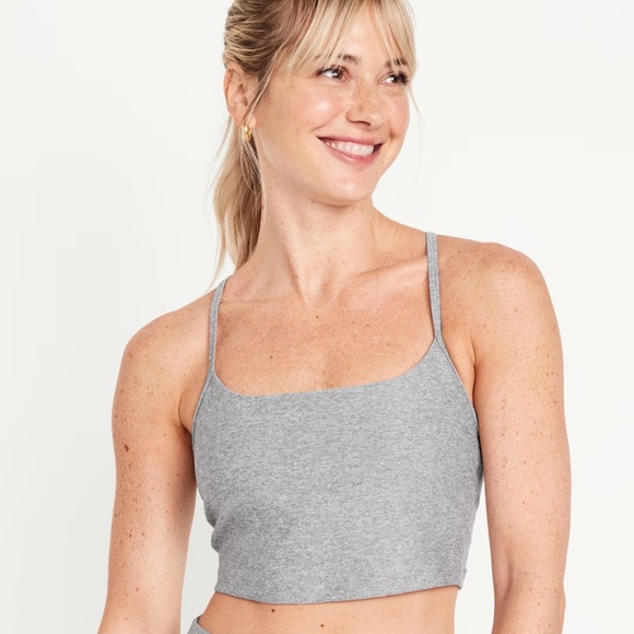 NWT OLD NAVY Light Support Cloud+ Sports Bra Color: Grayscale - Picture 2 of 7